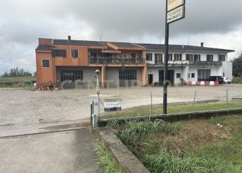 IMG_5660.JPG - Appartamento Strada Ostigliese 109, Roncoferraro - foto 1