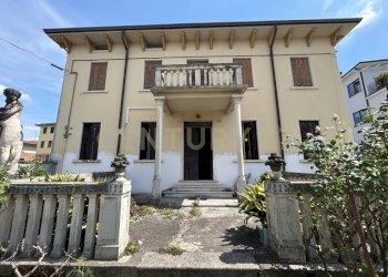 IMG_5495.jpg - Casa indipendente Viale Europa 15, Monteforte d'Alpone - foto 1