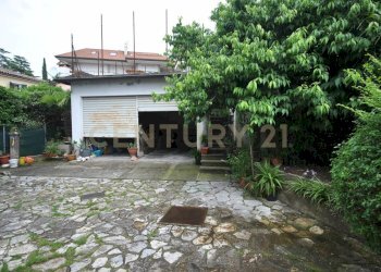 via Molini 34 36 Valdobbiadene (8).JPG - Terratetto - Terracielo via Molini 34/36, Valdobbiadene - foto 6