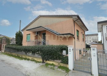 DSC09701.JPG - Villa Via Monte Carega 2/B, Cerea - foto 1