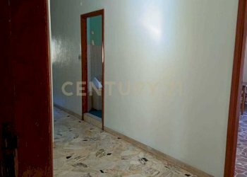 1.jpg - Quadrilocale Via Omero 65, Bronte - foto 1