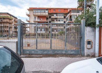DSC05821.jpg - Terreno edificabile Via Torquato Tasso 38, Catania - foto 15