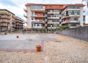 DSC05823.jpg - Terreno edificabile Via Torquato Tasso 38, Catania - foto 17