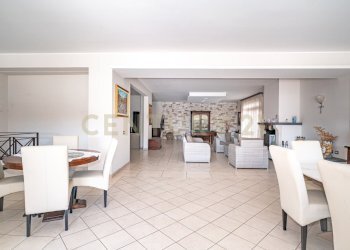 10.jpg - Villa Via Fisichelli, San Giovanni la Punta - photo 10