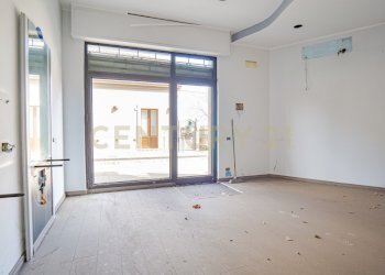 2022_03_20220307183951-648426-31.jpg - Locale Commerciale Via Provinciale 194, Santa Venerina - foto 12