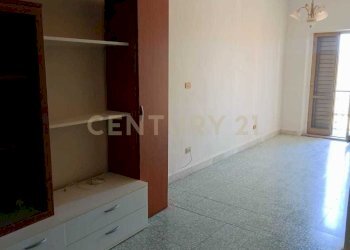 12.jpg - Trilocale Via Umberto 182, Caronia - foto 12