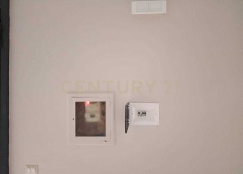 Immagine WhatsApp 2025-07-04 ore 11.09.38_e244e3d9 - Locale Commerciale Via Vittorio Emanuele 72, Aci Catena - foto 2