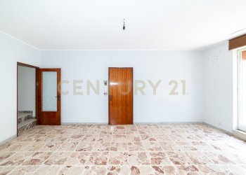 DSC00478.jpg - Casa indipendente Via Minciardi 38, Caltagirone - foto 20