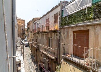 DSC00482.jpg - Casa indipendente Via Minciardi 38, Caltagirone - foto 23