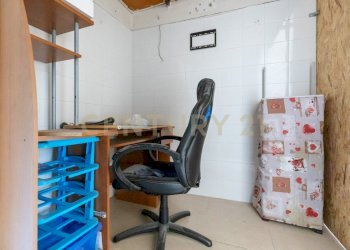 2022_06_2022062200302-650599-16.jpg - Locale Commerciale Via Tiziano 10, Gravina di Catania - foto 15