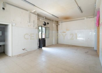 2022_06_2022062200318-650599-24.jpg - Locale Commerciale Via Tiziano 10, Gravina di Catania - foto 23