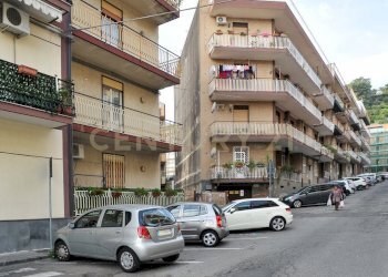 2024_01_20240122120019-822811-2.jpg - Quadrilocale Viale delle Olimpiadi 11, Aci Catena - foto 1