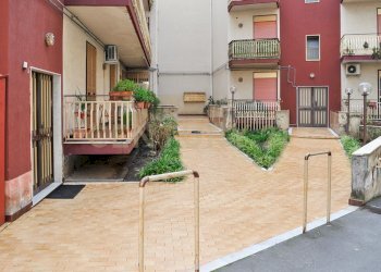 2024_01_20240122120024-822811-4.jpg - Quadrilocale Viale delle Olimpiadi 11, Aci Catena - foto 2