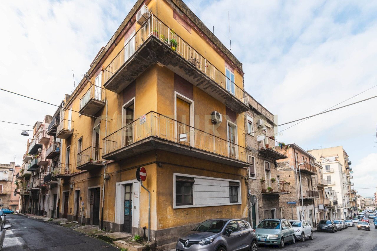 2025_02_20250225121549-914844-13.jpg - Casa indipendente Via Gerone 23, Lentini - foto 1