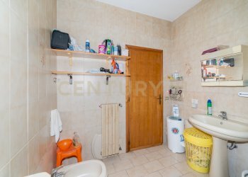 DSC00045.jpg - Commercial Premises Via Mario Rapisardi 20, Fiumefreddo di Sicilia - photo 29