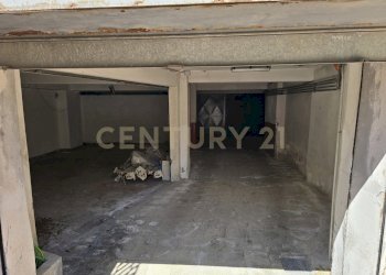 20250604_102942.jpg - Box Via Don Luigi Sturzo, Sant'Agata Li Battiati - foto 2