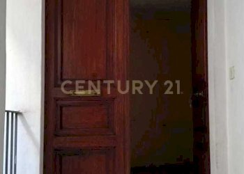 2.jpg - Casa indipendente Via Vittorio Emanuele 241, Santa Maria di Licodia - foto 2