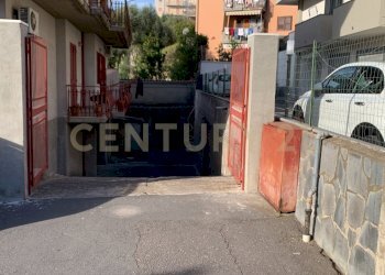 764D5B79-83D7-4DFA-802C-AC7295980A7B.JPG - Box Via Riposto 18, Mascalucia - foto 4