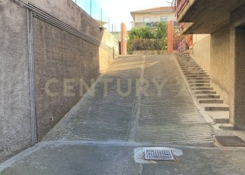 FE749D06-9867-40EC-83D7-642DC5F45332.JPG - Box Via Riposto 18, Mascalucia - foto 7