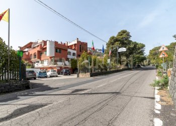 DSC04723.jpg - Hotel - Accommodation facility Via Etnea 163, Nicolosi - photo 12