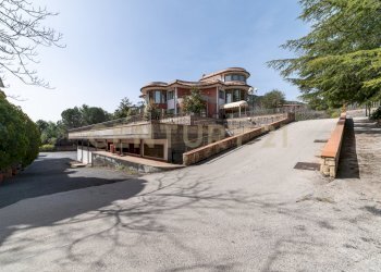 DSC04728.jpg - Hotel - Accommodation facility Via Etnea 163, Nicolosi - photo 15