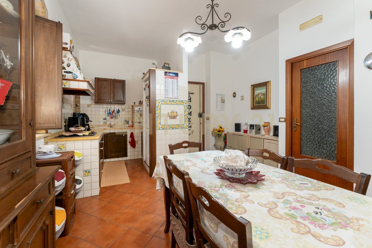 Via Rosina Anselmi 7 Lineri (19).jpg - Four-room apartment Via Rosina Anselmi 7, Misterbianco - photo 2