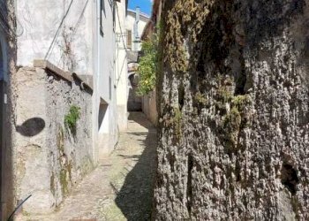 IMG-20250421-WA0029.jpg - Casa indipendente Via Giacomi, Giffoni Sei Casali - foto 13