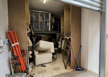 20250312_115152.jpg - Magazzino Via Francesco Manzo, Salerno - foto 5