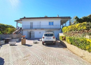 IMG_20251008_115857.jpg - Villa Via Mentana 9, Nettuno - foto 2