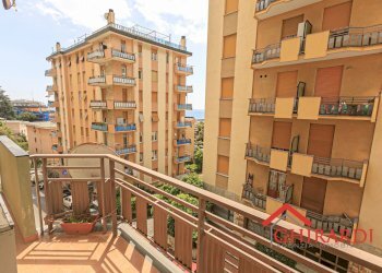 8.0 BALCONE .jpg - Appartamento Via Laviosa 31, Genova - foto 28