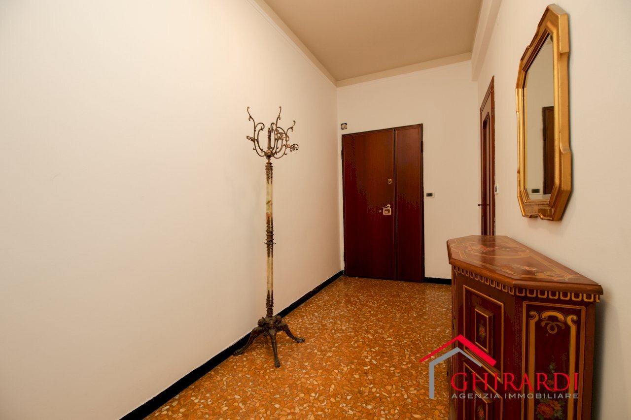 1.0 INGRESSO.jpg - Appartamento Via Borzoli 10, Genova - foto 2