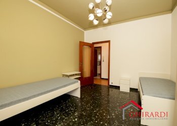 5.2 CAMERA2.jpg - Appartamento Via Borzoli 10, Genova - foto 21