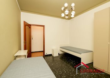 5.3 CAMERA2.jpg - Appartamento Via Borzoli 10, Genova - foto 22