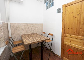 3.6 cucina.jpg - Appartamento Via Chiaravagna 5, Genova - foto 10