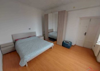 5.0 camera 3.jpeg - Appartamento Via Chiaravagna 5, Genova - foto 19