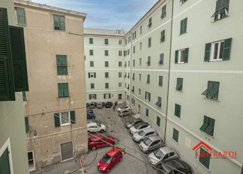 8.2 vista.jpg - Appartamento Via Chiaravagna 5, Genova - foto 27