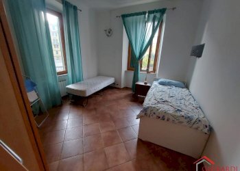 4.3 camera 2.jpg - Appartamento VIA CHIARAVAGNA 5, Genova - foto 12