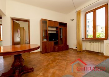 2.3 SALA.jpg - Appartamento VIA CHIARAVAGNA 5, Genova - foto 5