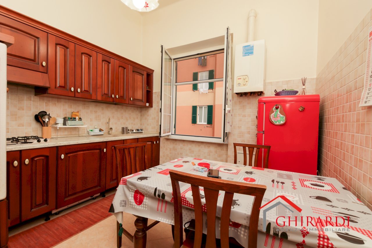 3.0 CUCINA.jpg - Quadrilocale VIA MOLFINO  6, Genova - foto 1