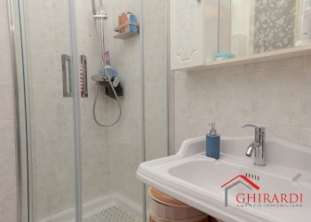 5.1 BAGNO.jpg - Quadrilocale VIA MOLFINO  6, Genova - foto 15