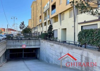 1.1 INGRESSO.jpg - Box VIA LUIGI CIBRARIO, Genova - foto 1