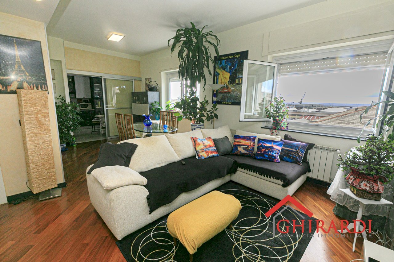 2.0 SOGGIORNO.jpg - Appartamento VIA DELL'INSURREZIONE 12A, Genova - foto 1