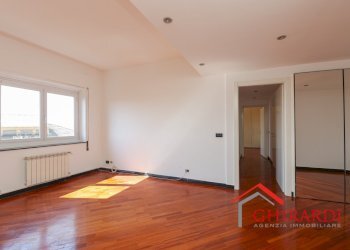 2.4 sala.jpg - Appartamento VIA DELL'INSURREZIONE 12A, Genova - foto 7