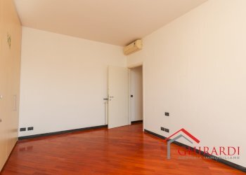 4.2 camera 1.jpg - Appartamento VIA DELL'INSURREZIONE 12A, Genova - foto 16