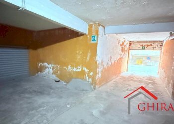 3.1 ACCESSO..jpeg - Box VIA DOMENICO OLIVA 27 i, Genova - foto 8