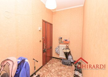 1.1 ingresso.jpg - Appartamento VIA DELL'ALLORO  7, Genova - foto 4