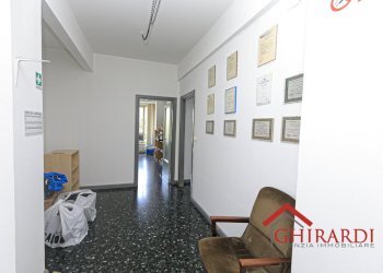 1.2 INGRESSO.jpg - Ufficio VIA ERIDANIA 8, Genova - foto 4