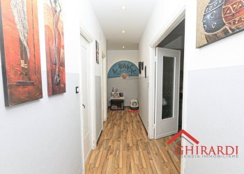 1.3 INGRESSO.jpg - Appartamento VIA DONAVER 23, Genova - foto 5