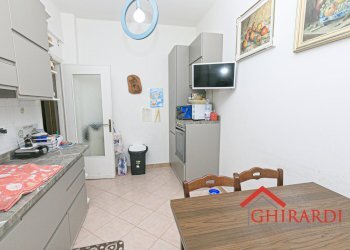 3.2 CUCINA.jpg - Appartamento VIA DONAVER 23, Genova - foto 13