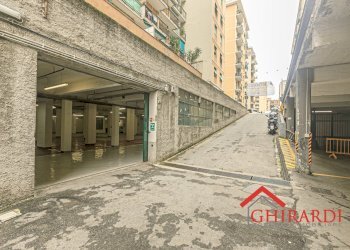 3.0 INGRESSO.jpg - Box Via Ruggero Leoncavallo 18R, Genova - foto 9